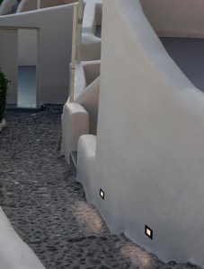 9030758_1