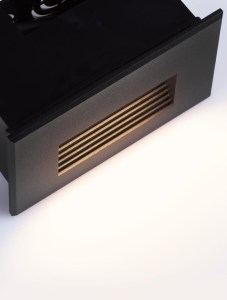 9030760_1