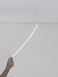 9085244-1