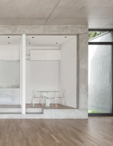 9090621-1